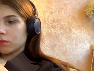 udelacubitt Webcam Model Profile