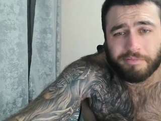 aaron-royal Live Webcam on CamSoda