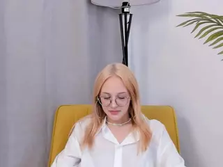 AlthenaEden's Live Sex Cam Show