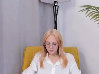 AlthenaEden's Live Sex Cam Show