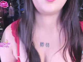 apriiilfox's CamSoda show and profile