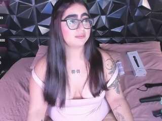 Live webcam model apriiilfox on Soda Cams