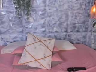 apriiilfox