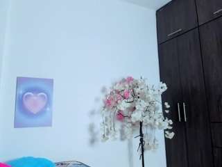 ashly-pnik1 webcam model