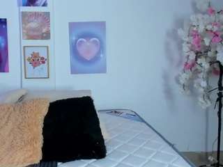 ashly-pnik1 Live Webcam on CamSoda