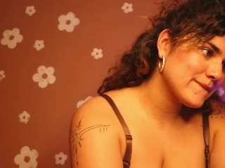 chantal-leon Live Webcam on CamSoda