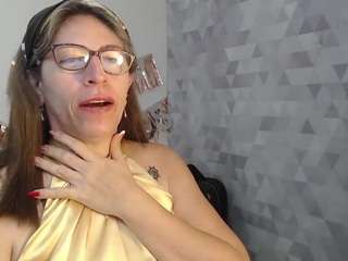 chayla-ruiz Live Webcam on CamSoda