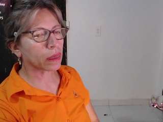 chayla-ruiz webcam model