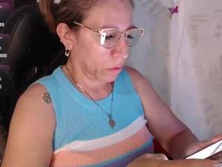 chayla-ruiz Live Webcam on CamSoda