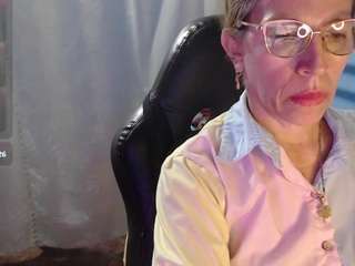 chayla-ruiz Live Webcam on CamSoda