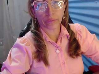 chayla-ruiz Live Webcam on CamSoda