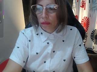 Chayla-Ruiz live cam preview