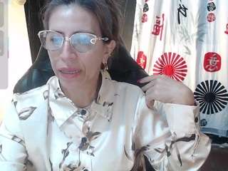 Chayla-Ruiz live cam preview
