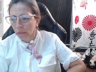 Chayla-Ruiz live cam preview