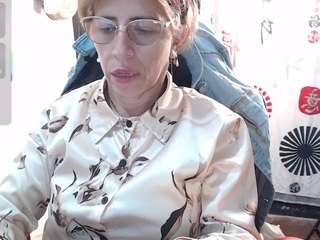 Chayla-Ruiz live cam preview
