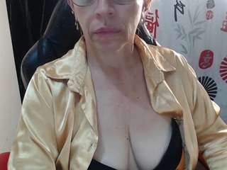 Chayla-Ruiz live cam preview