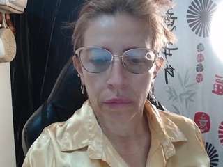 Chayla-Ruiz live cam preview