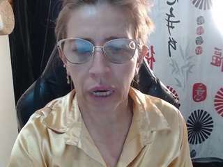 chayla-ruiz live