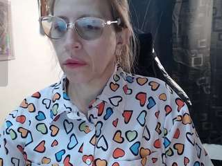 Chayla-Ruiz live cam preview