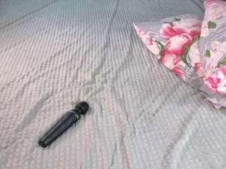 henriettabouler webcam