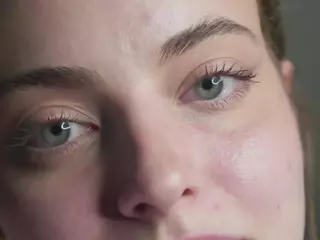 HenriettaBouler's Live Sex Cam Show