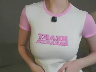 HenriettaBouler's Live Sex Cam Show