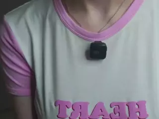 HenriettaBouler's Live Sex Cam Show