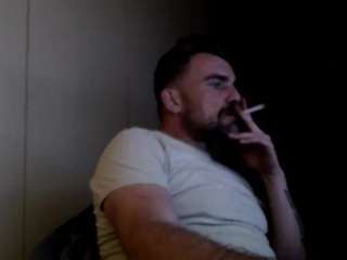 ikke1990 webcam model