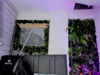 laurenthompson Live Webcam on CamSoda