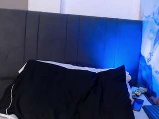 Laurenthompson live cam preview