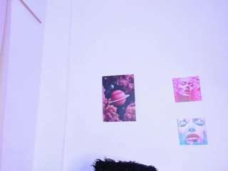 mia-purplee
