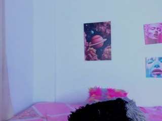 mia-purplee