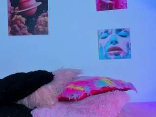 mia-purplee webcam model