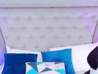 scarlettblaze Live Webcam on CamSoda