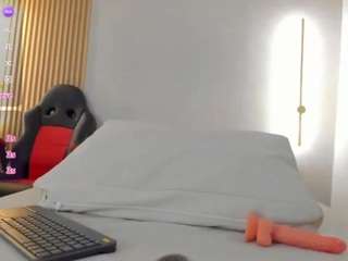 ammie-west Live Webcam on CamSoda