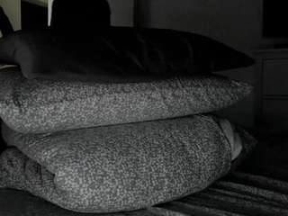 le modèle arwynnfit est en webcam porno dans un show sur le site camsoda, il possède les tags suivants: amateur,brown eyes,doggy style,flashing,middle aged,normal,tattoos,big tits,brown hair,hd,milf