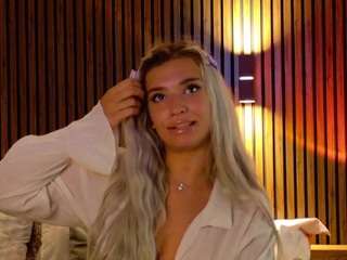bambidream Live Webcam on CamSoda