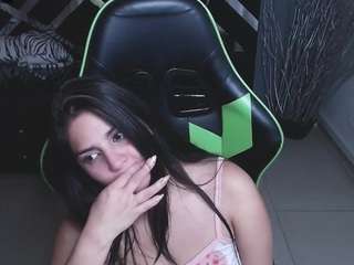  emily-cooper-a chat room