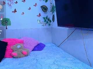 emily-cooper-a Sex Cam Show
