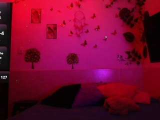 Emily Cooper live webcam show