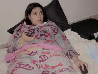 gaminggalactic, female webcam model,  years old, on live webcam