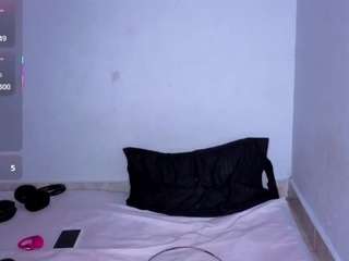 gaminggalactic's CamSoda show and profile