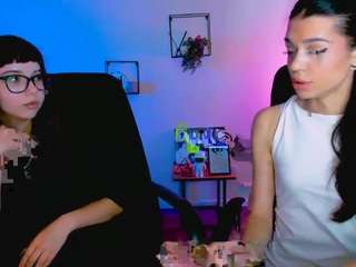 lana-peach1