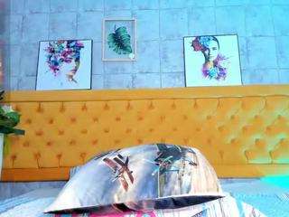 lilithnova live webcam show