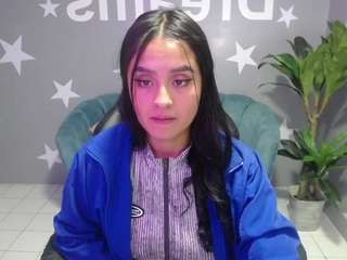 sophiia-t Live Webcam on CamSoda