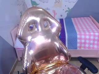 sophiia-t Live Webcam on CamSoda