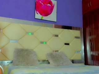 zafaerahot's CamSoda show and profile