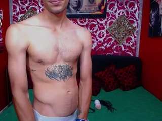 agrecitpein's CamSoda show and profile