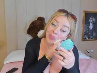 Dani-rosee1