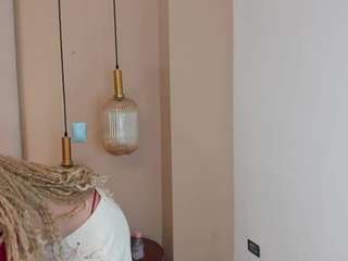Dani-rosee1